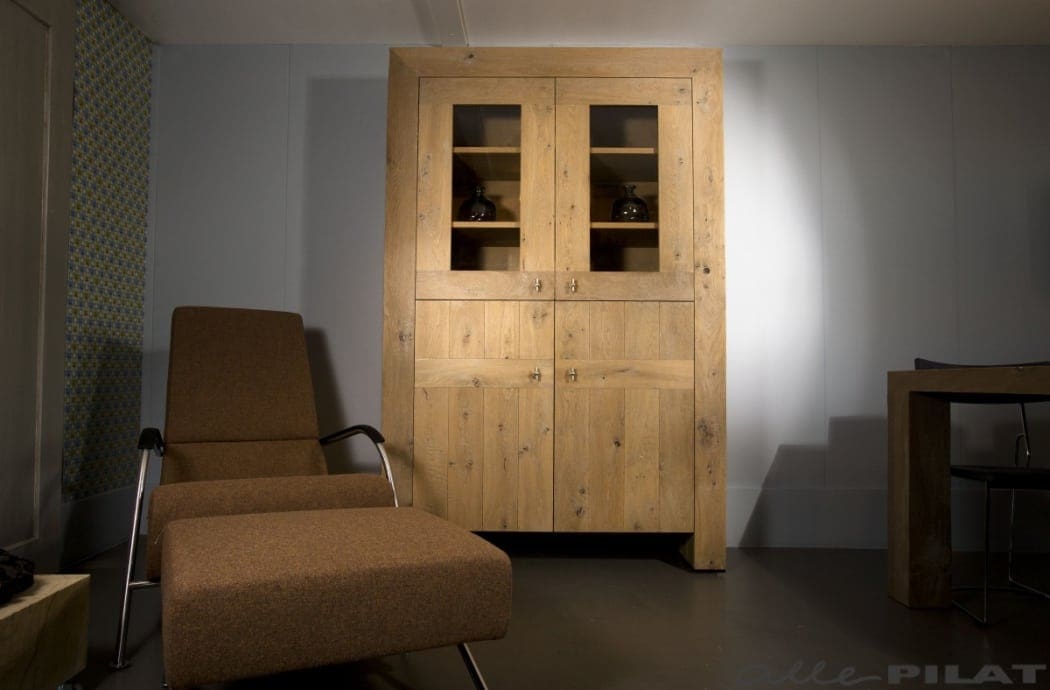 Eiken kast Swier