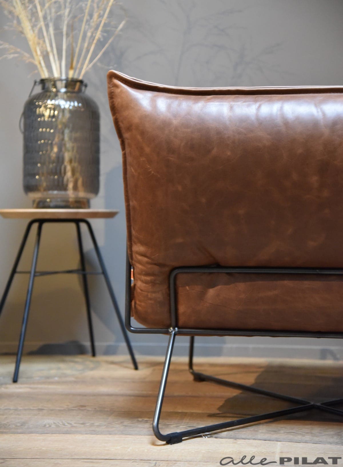 Ongekend Fauteuil Earl met armleuning in bruin leer - Woonwinkel Alle Pilat YK-67