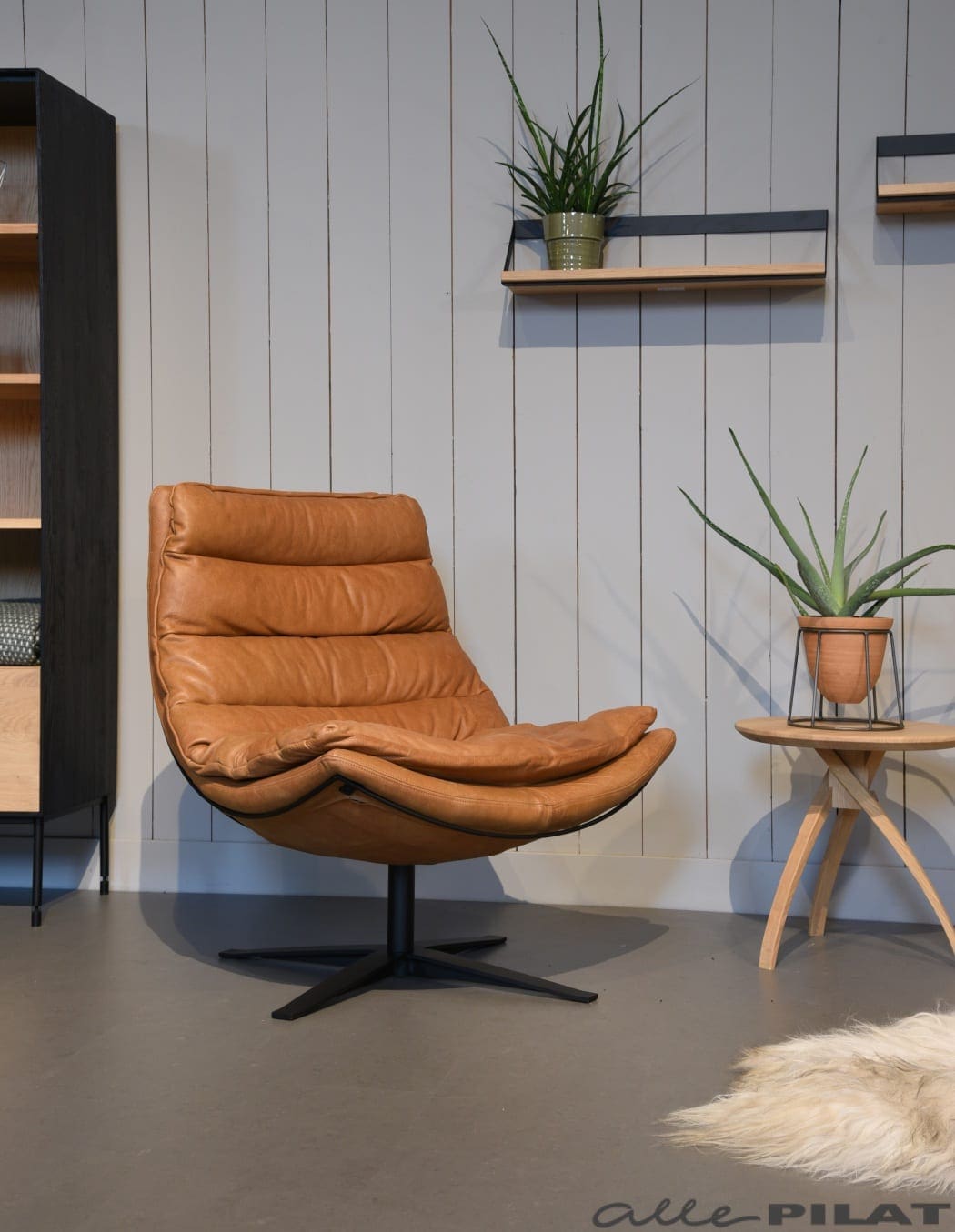 Leren draaifauteuil Karsten met hoge rug