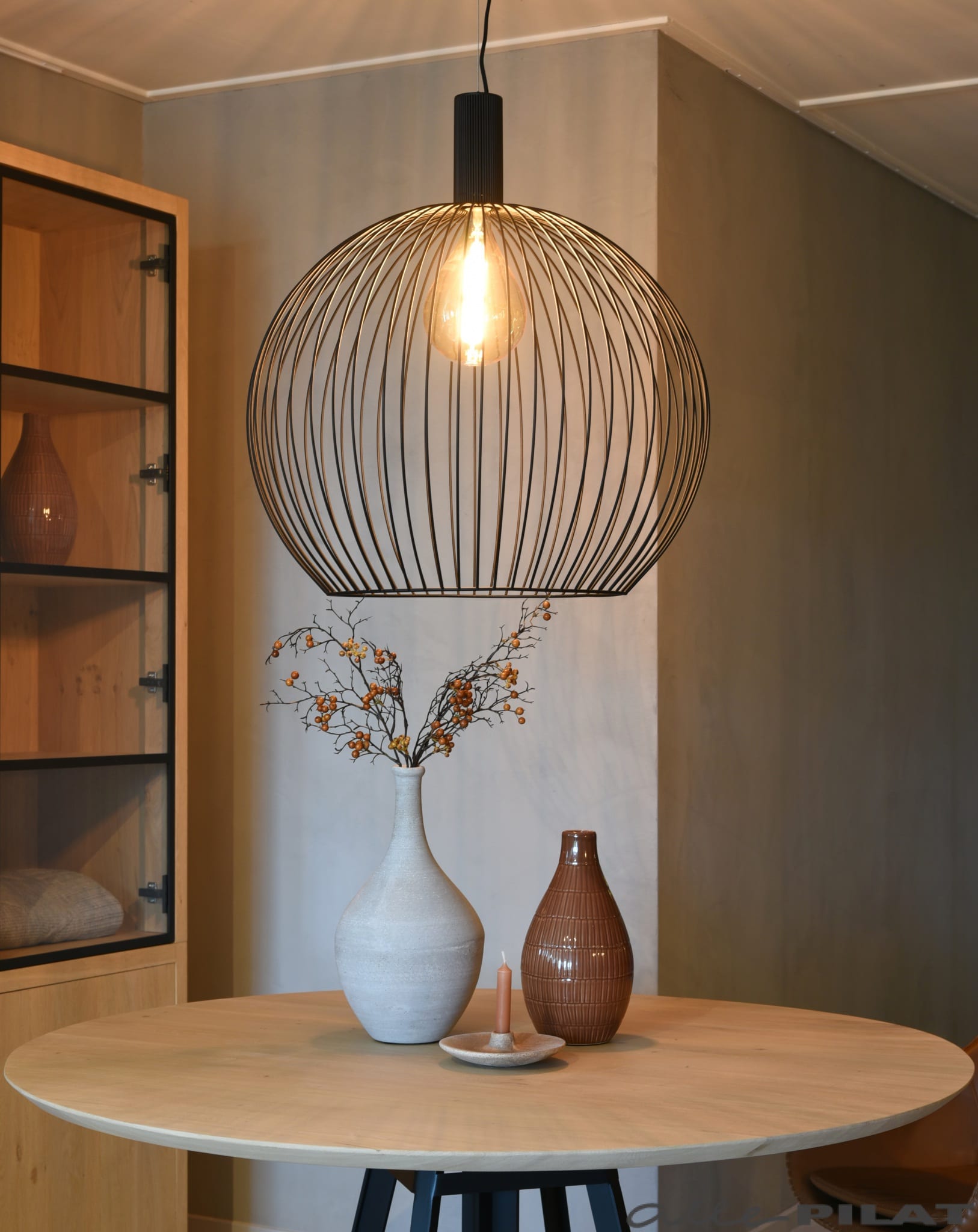 Zwarte metalen Hanglamp Wes Groot Woonwinkel Alle Pilat