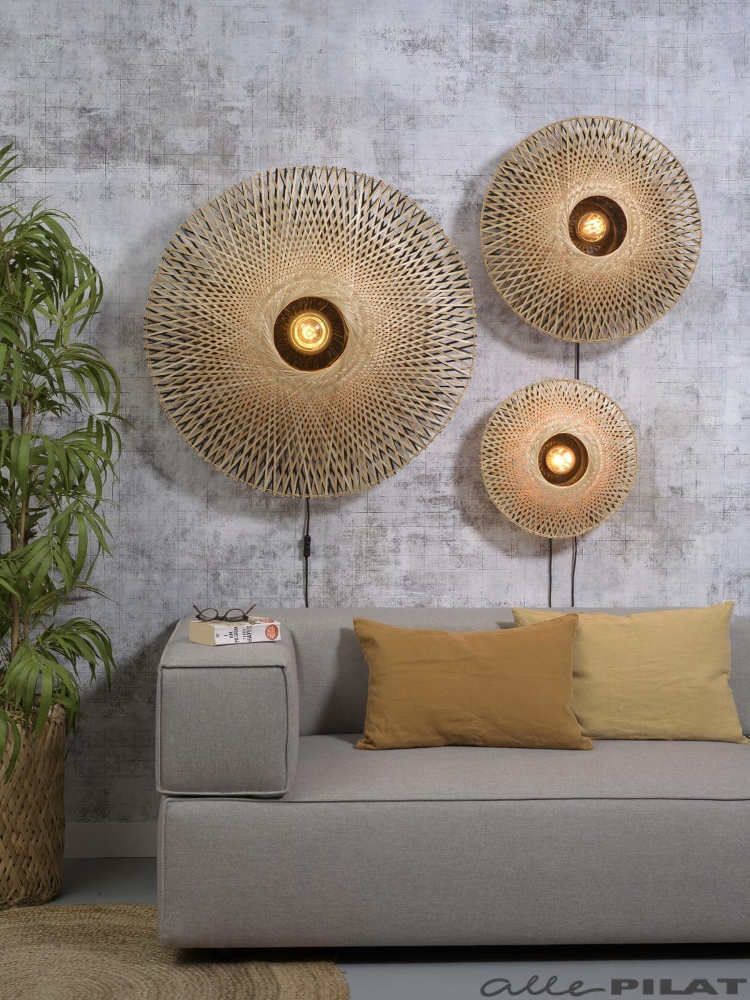 Wandlamp van gevlochten bamboe