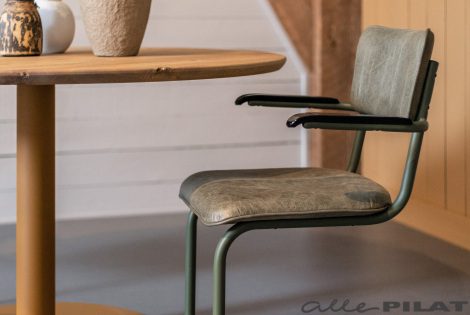 combineren met Eetkamerstoel Puck met beugel