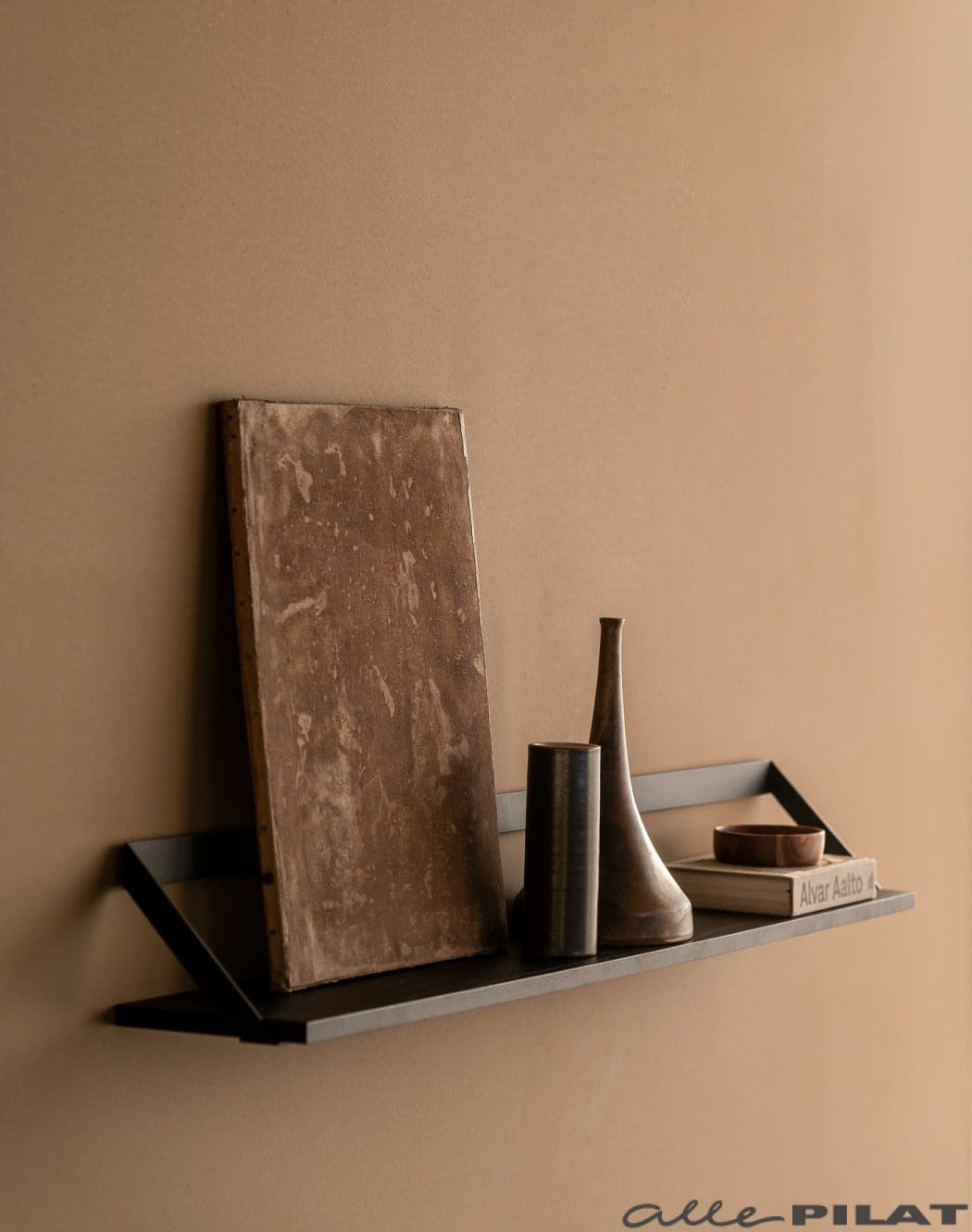 Zwarte eiken wandplank Rank