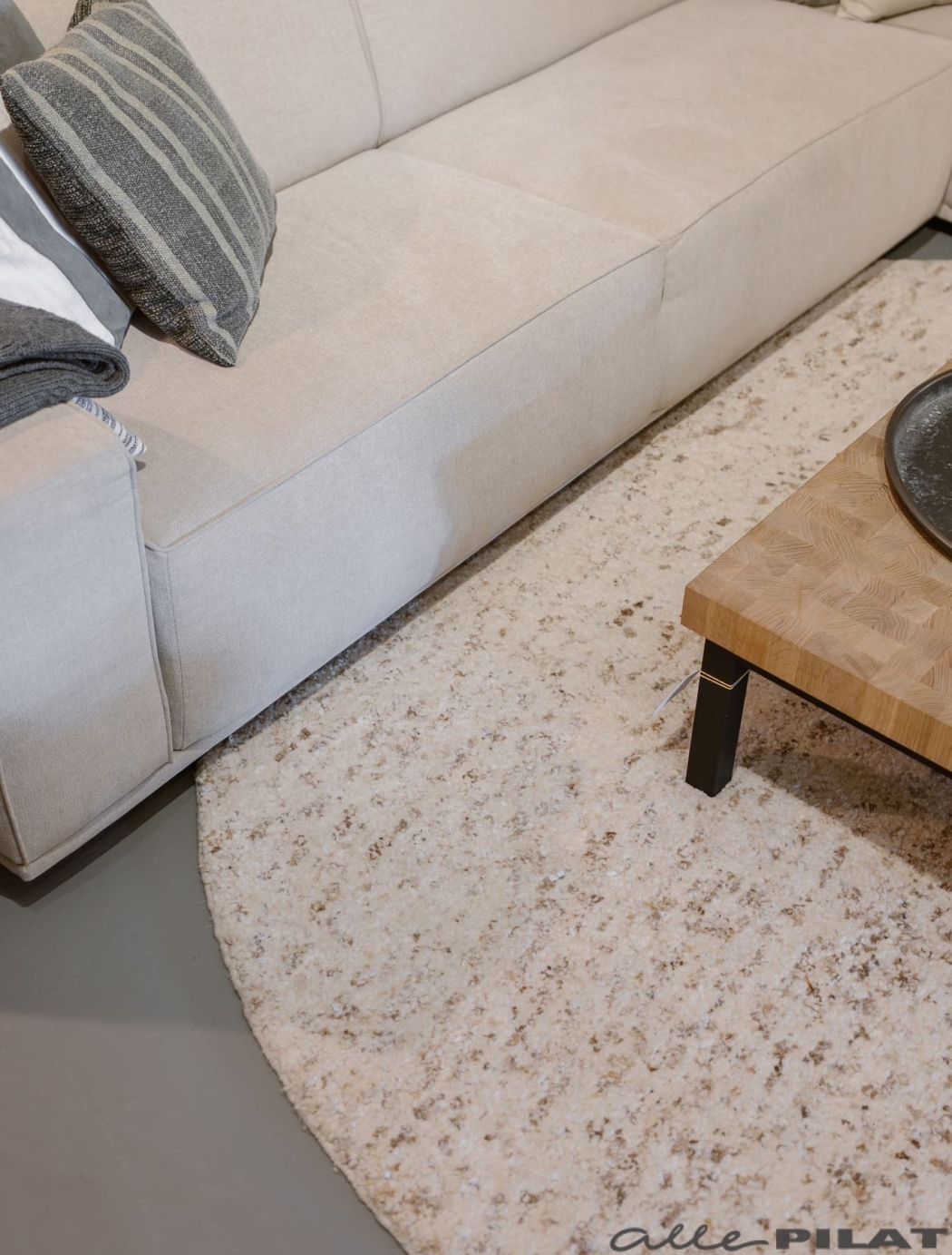 Hoogpolig rond vloerkleed Shepard 